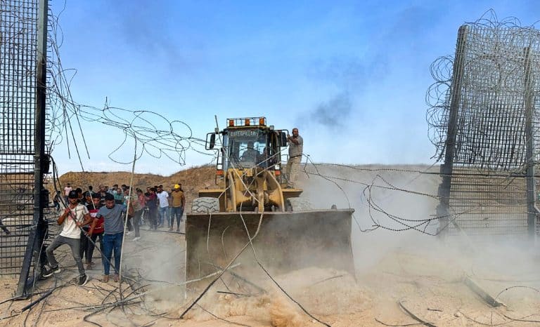 La guerre des six mois