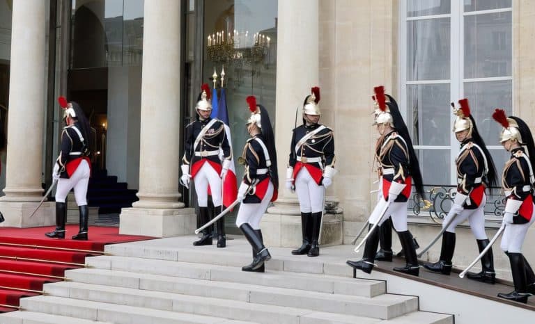 La relève de la garde