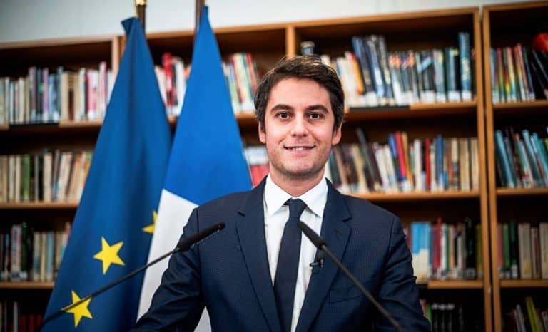 Groupes de niveau au collège: la « Attal-mania » aura-t-elle raison de la bronca des profs?