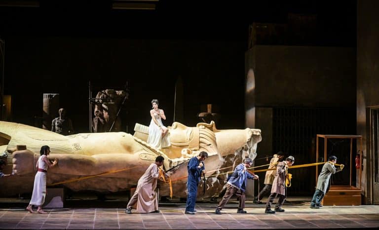 Faste retour d’Egypte au Palais Garnier