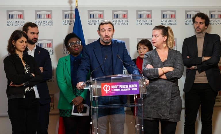 Le règne du billard à trois bandes et des politiciens à deux balles