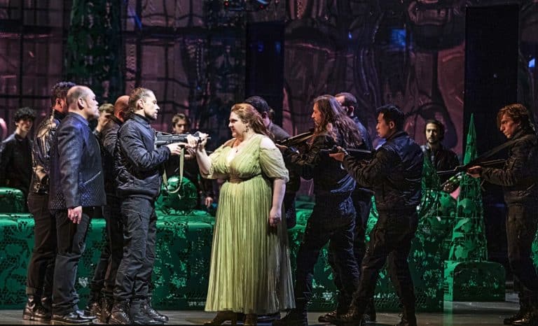 Terreur, torture et kalachnikov