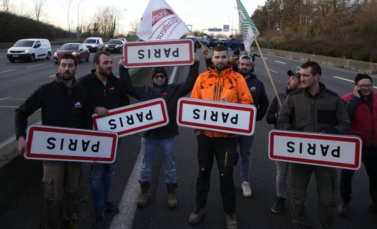 Nos agriculteurs se révoltent surtout contre la chape des normes