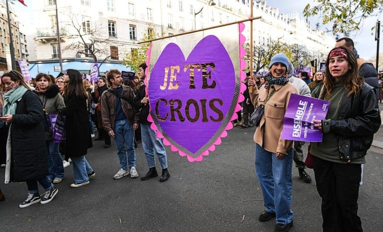 Aurore Bergé contre #NousToutes: le gouvernement coupera-t-il les subventions?