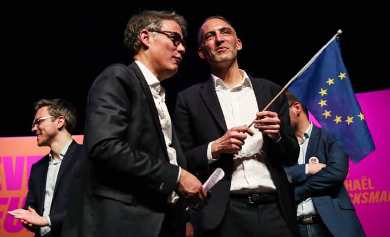 Raphaël Glucksmann creuse son sillon