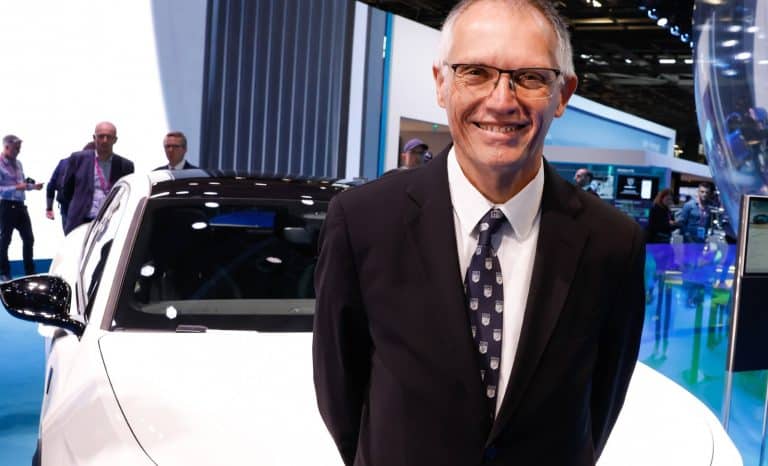 À quel poste joue Carlos Tavares, au juste?