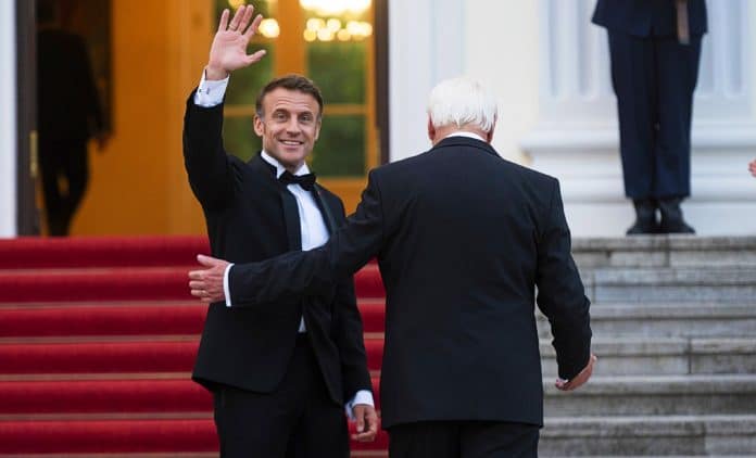 macron-berlin-autoritarisme