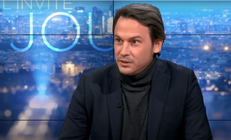 « Le Grand Soulèvement », roman politique ou de science-fiction?