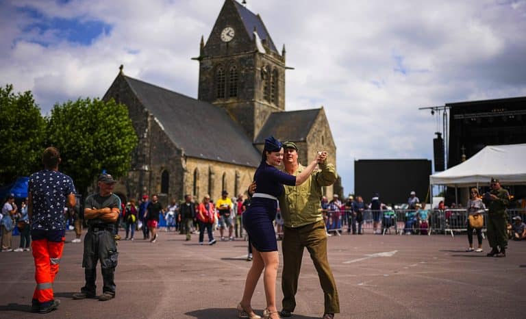 Le débarquement allié et les juifs