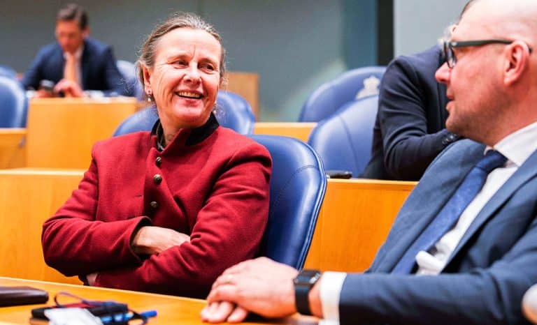 Pendant ce temps, aux Pays-Bas, «l’union nationale» prend les commandes