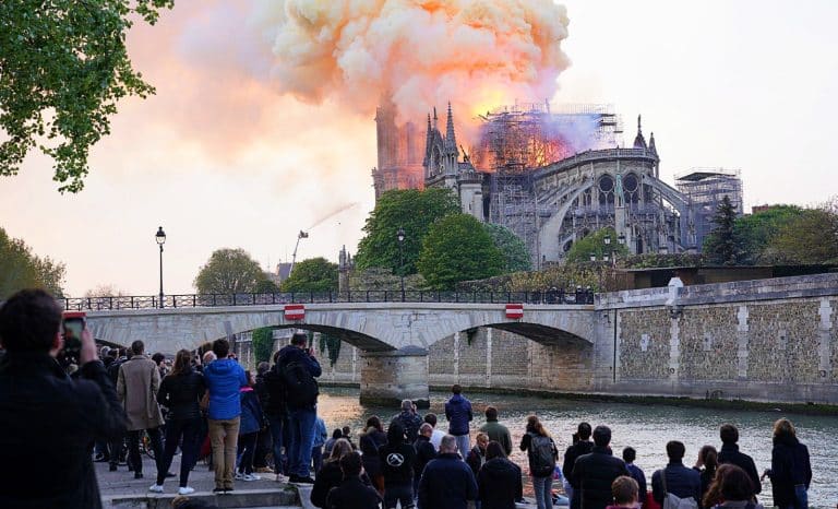 Notre-Dame et l&rsquo;exigence de renouer avec la verticalité