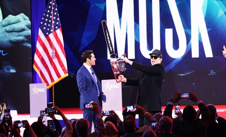 La France devrait-elle s’inspirer du fameux «DOGE» d’Elon Musk?