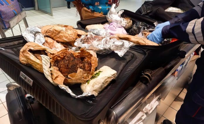 douanes-aéroport-viandes