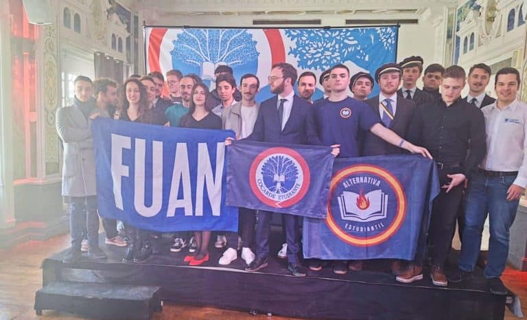 Les dix ans du syndicat «la Cocarde étudiante»: la rupture du jeune