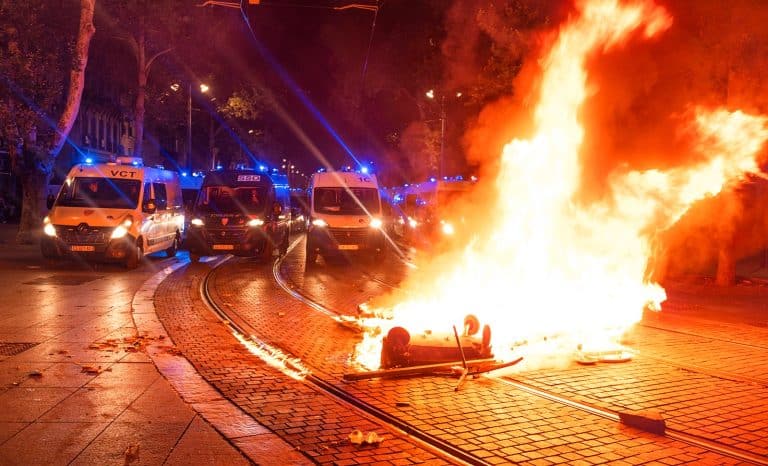 « Douce France » de Céline Cléber, chronique du grand embrasement à venir?