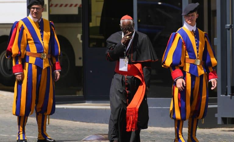 Ce que cachent les dix-sept mille nouveaux baptisés