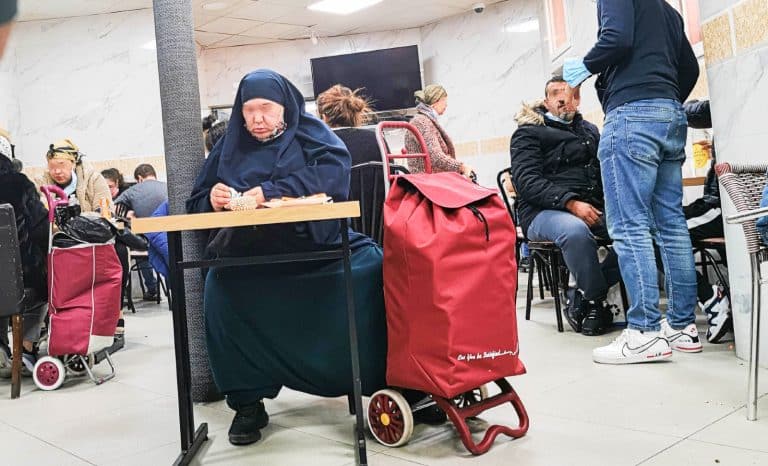 Mesures budgétaires: Bayrou épargne l’immigration! Pourtant…