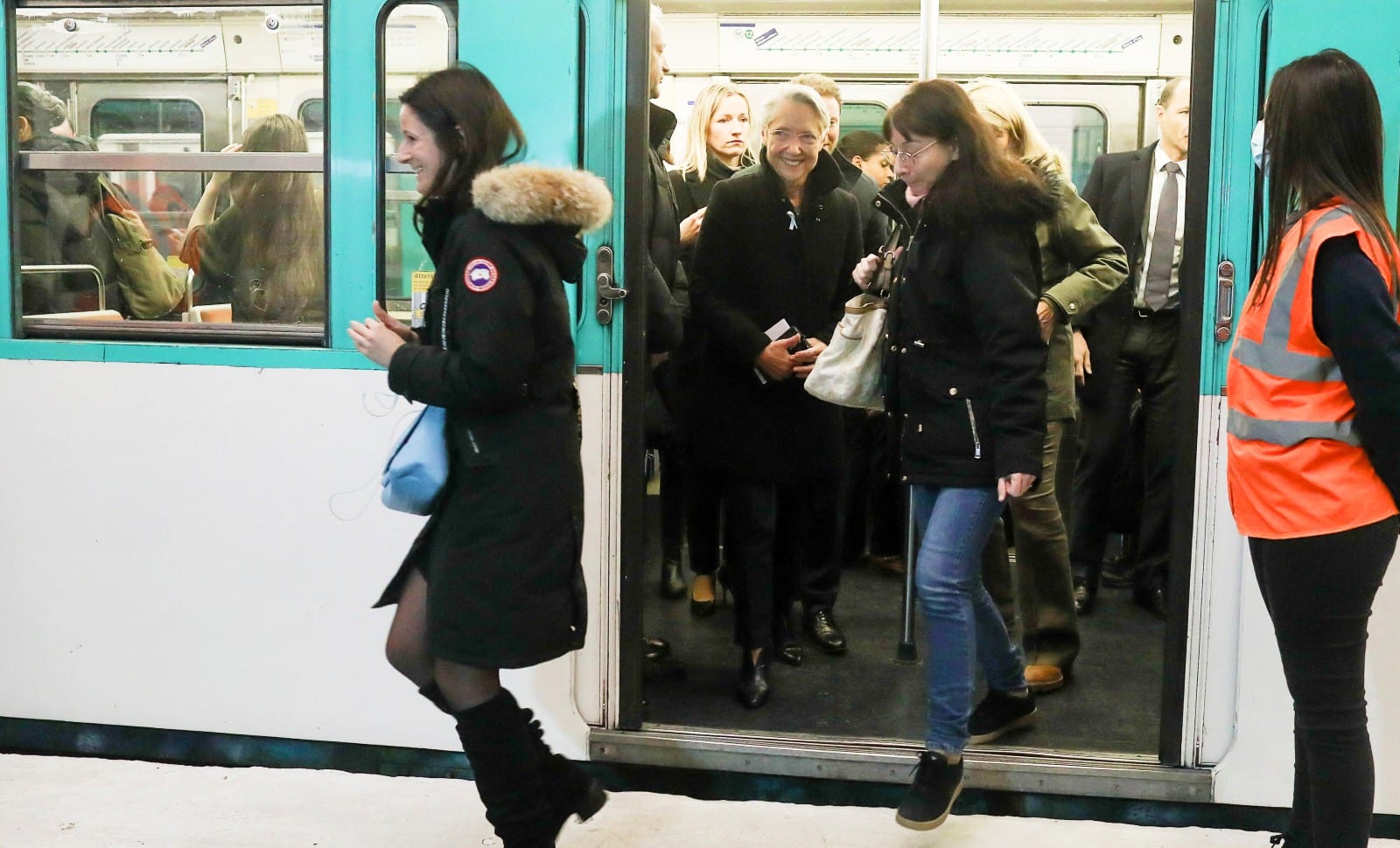 Des femmes font justice, des jeunes filles ont peur…