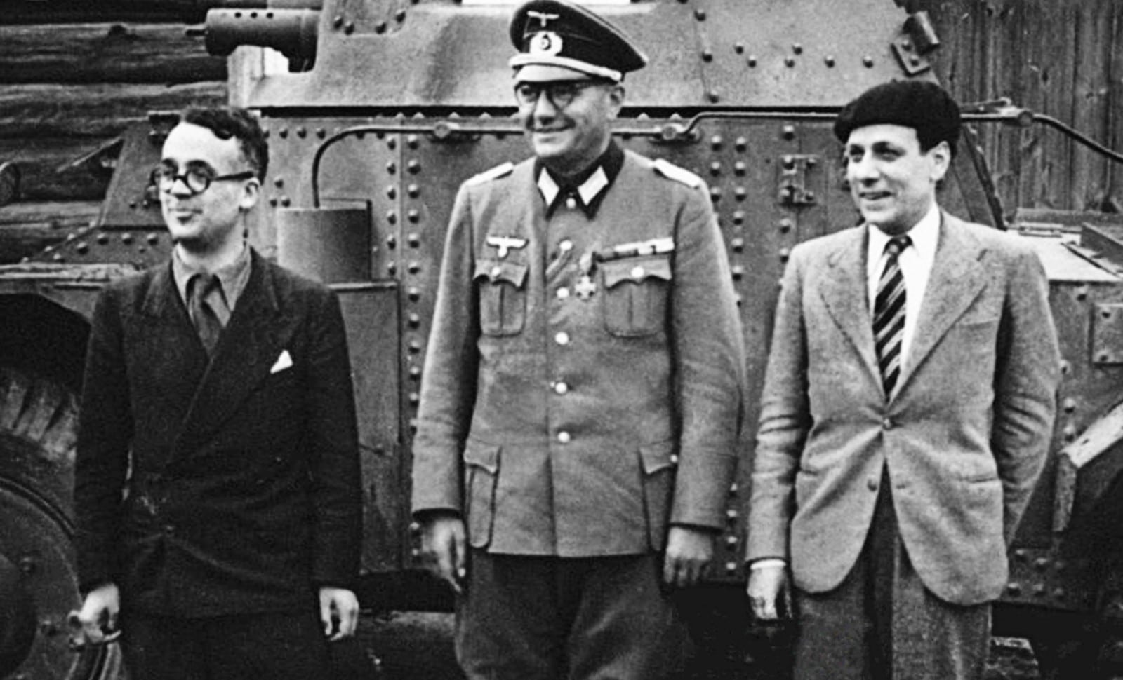 Doit-on se moquer de Robert Brasillach ?