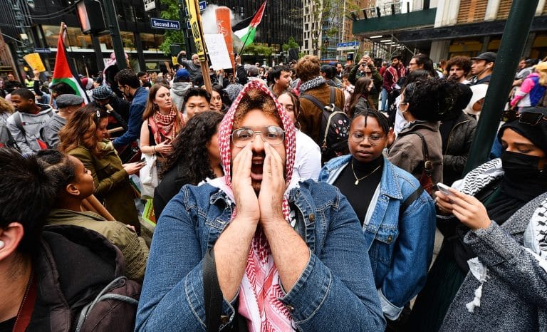 7 octobre : le massacre et ses applaudissements
