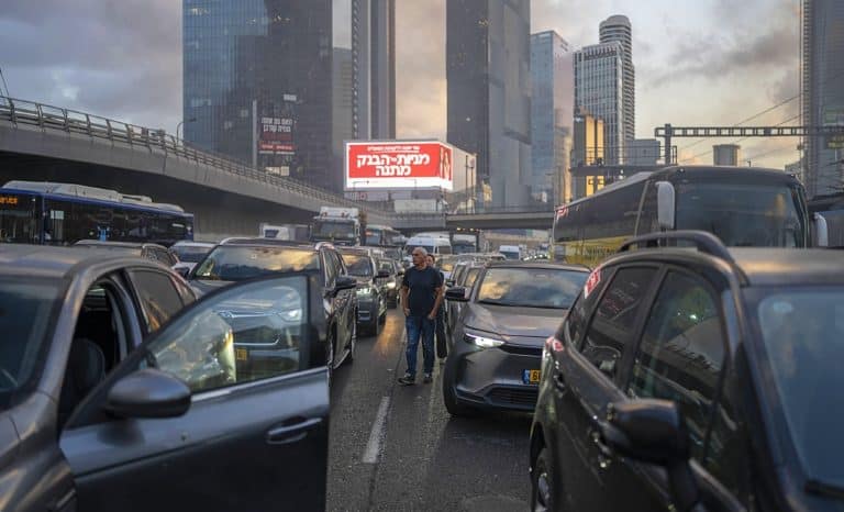 Résister par la joie de devenir soi — Scènes d’un été israélien