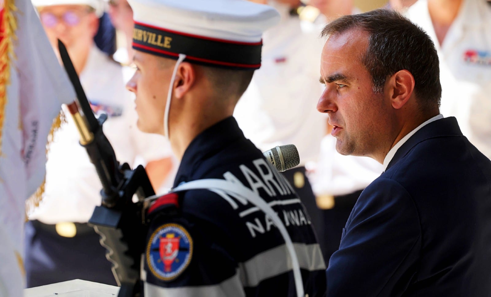 Non, Lecornu ne remplace pas Bayrou