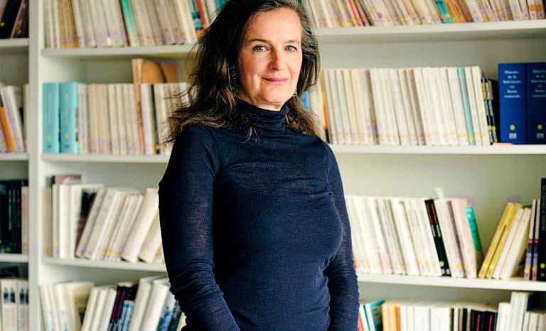 La bibliothèque qui venait de l’Est