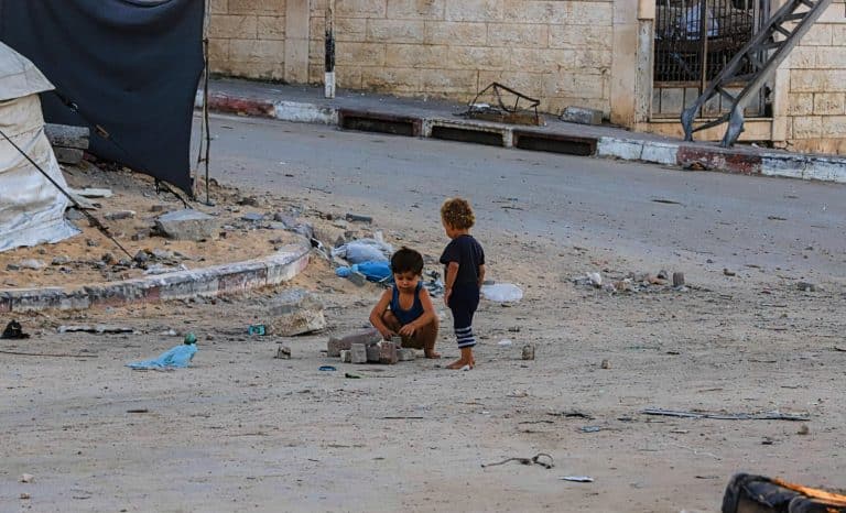 Le droit, la force et la réalité: le sens politique du conflit israélo-palestinien