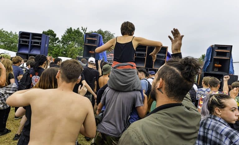Arnaud Idelon: la rave est-elle plus politique qu’une manif?
