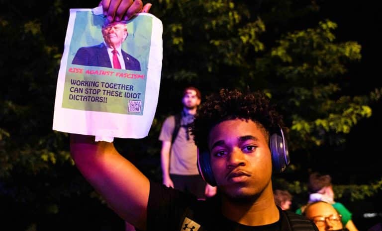 Trump, celui qu’on réduit à un mot pour ne pas l’écouter