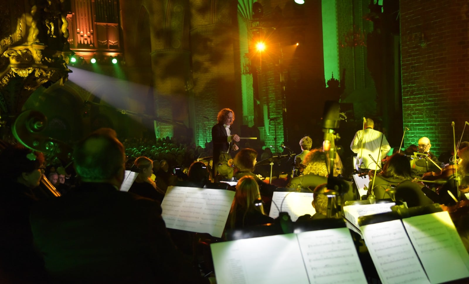 Pologne: la musique cachée derrière le rideau