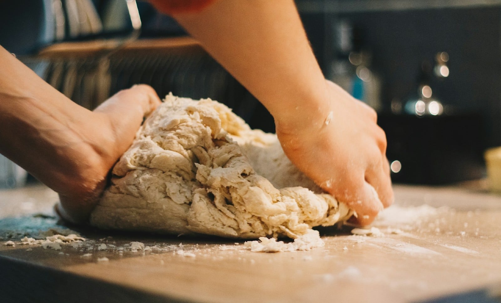 Les coups de règle de Mme Neveux contre les petits pains de M. Neuhoff