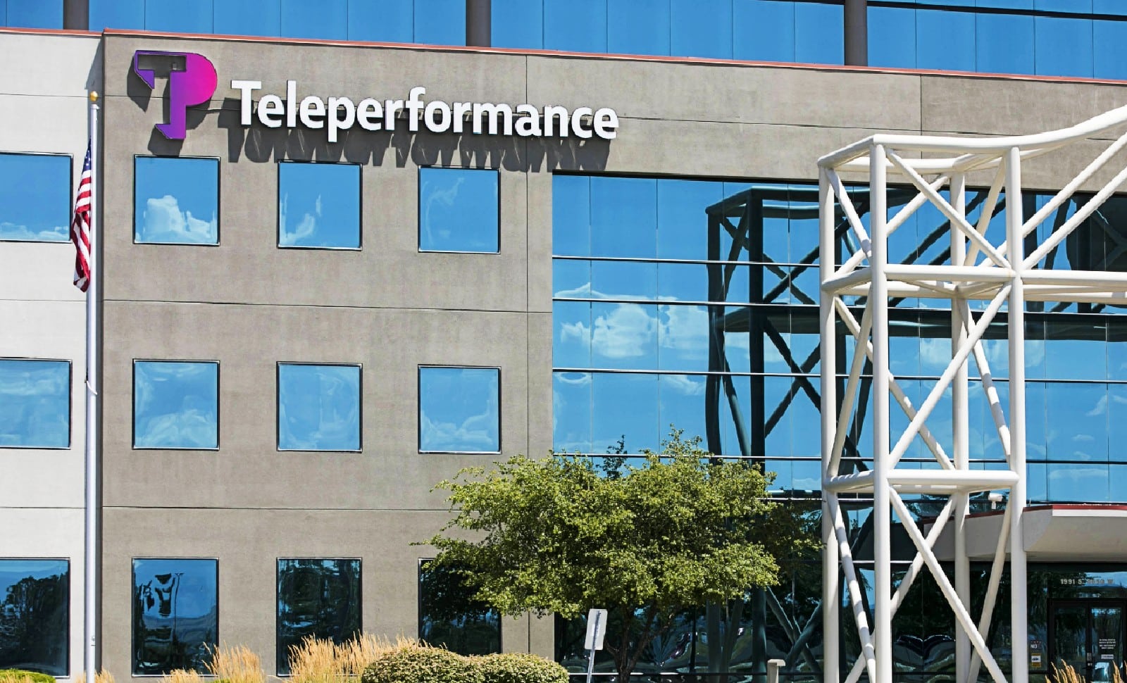 Teleperformance: une entreprise face à l’IA