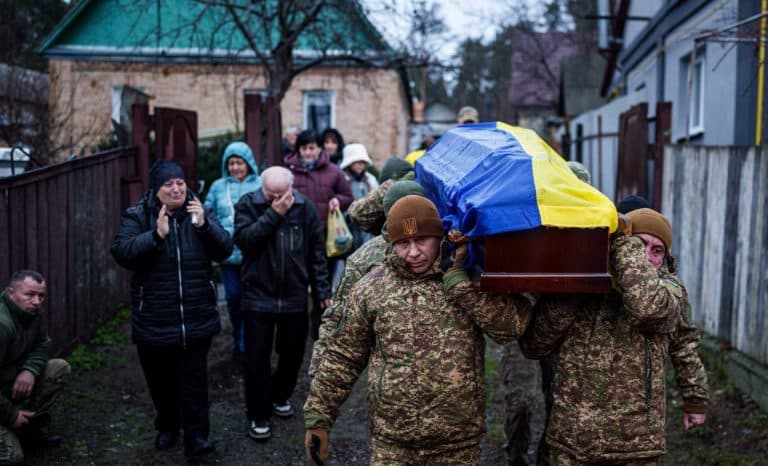 Hommage au courage des Ukrainiens