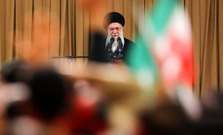 Ali Khamenei, le Guide devenu geôlier
