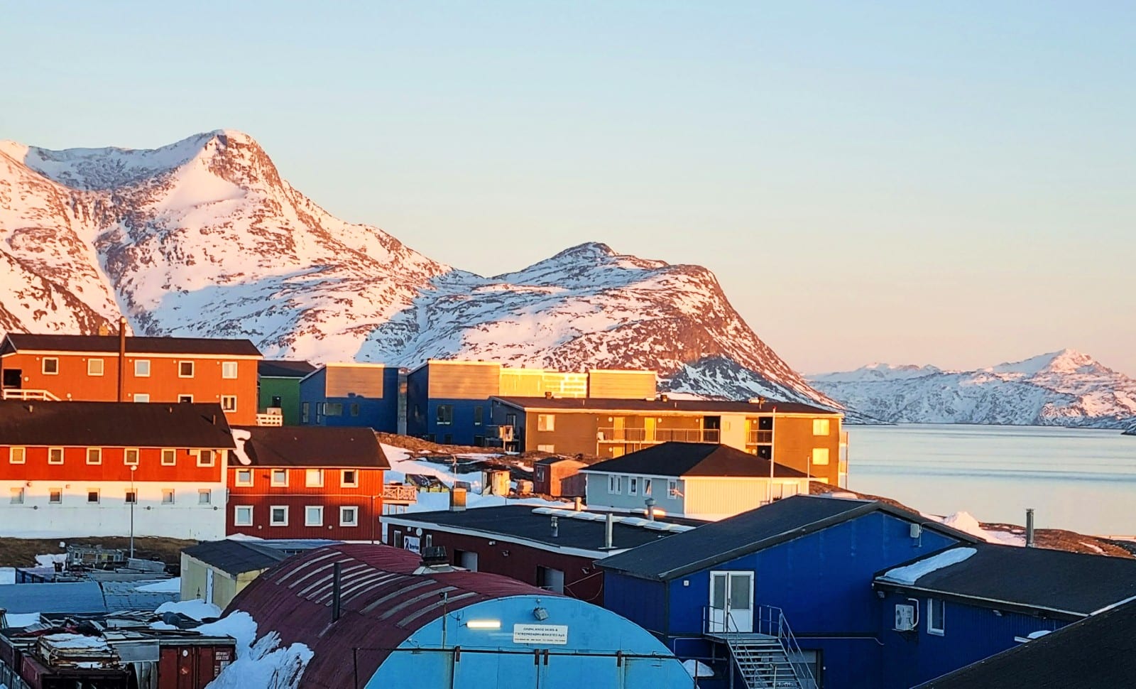 Mourir pour Nuuk?