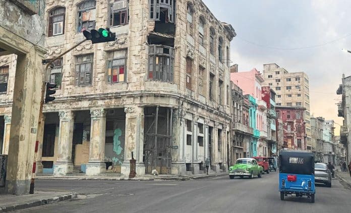 cuba-facades