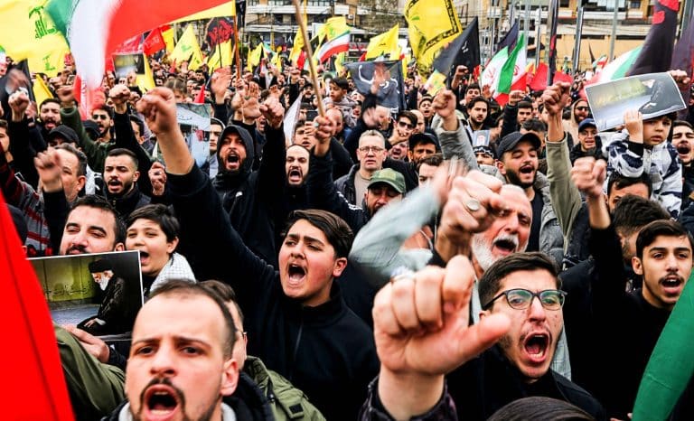 Le droit international à l&rsquo;épreuve de la guerre hybride