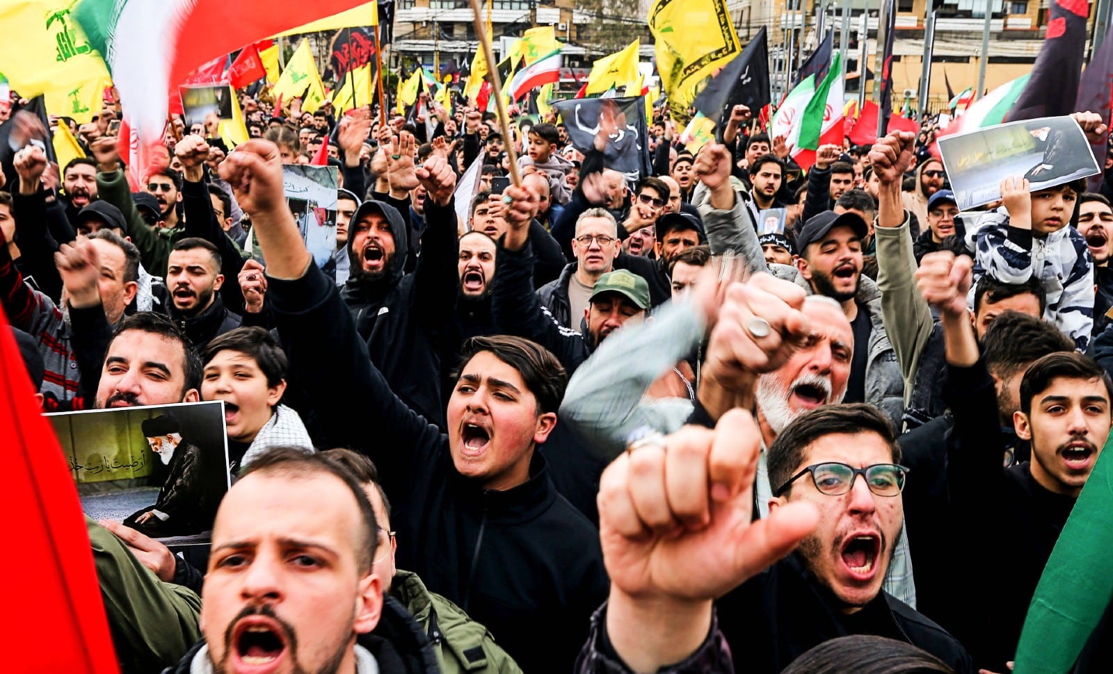 Le droit international à l&rsquo;épreuve de la guerre hybride