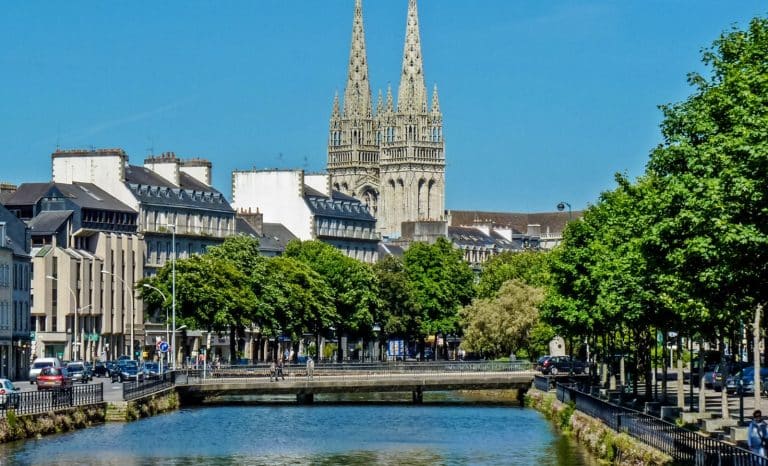 «Ancien gilet jaune, ce que les ronds-points m’ont appris sur la mort de nos centres-villes»