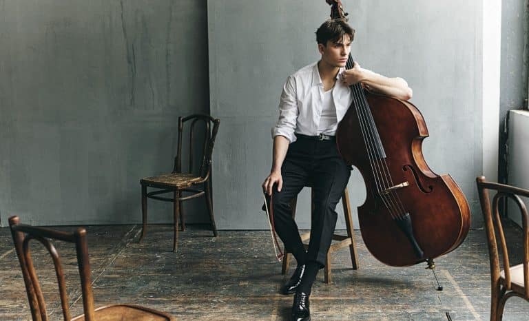 Le jeune contrebassiste Marc André: un mirage?