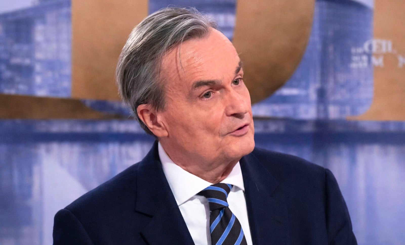 Experts à la télé: la guerre et ses bonnes manières