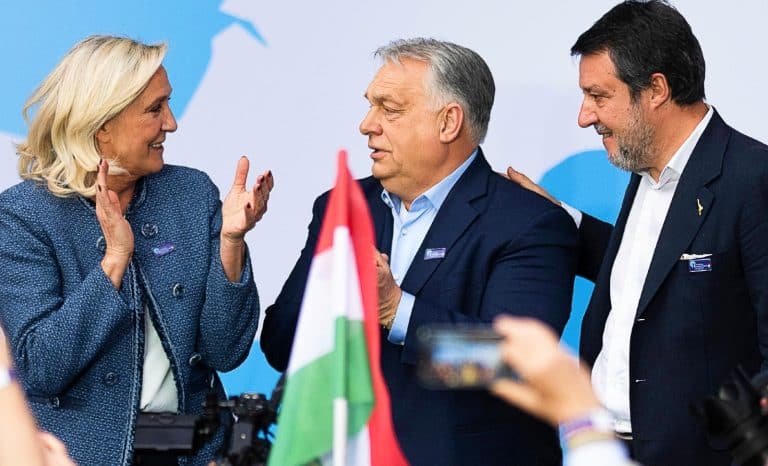 🎙️ Podcast: Orban s&rsquo;en va, le populisme reste