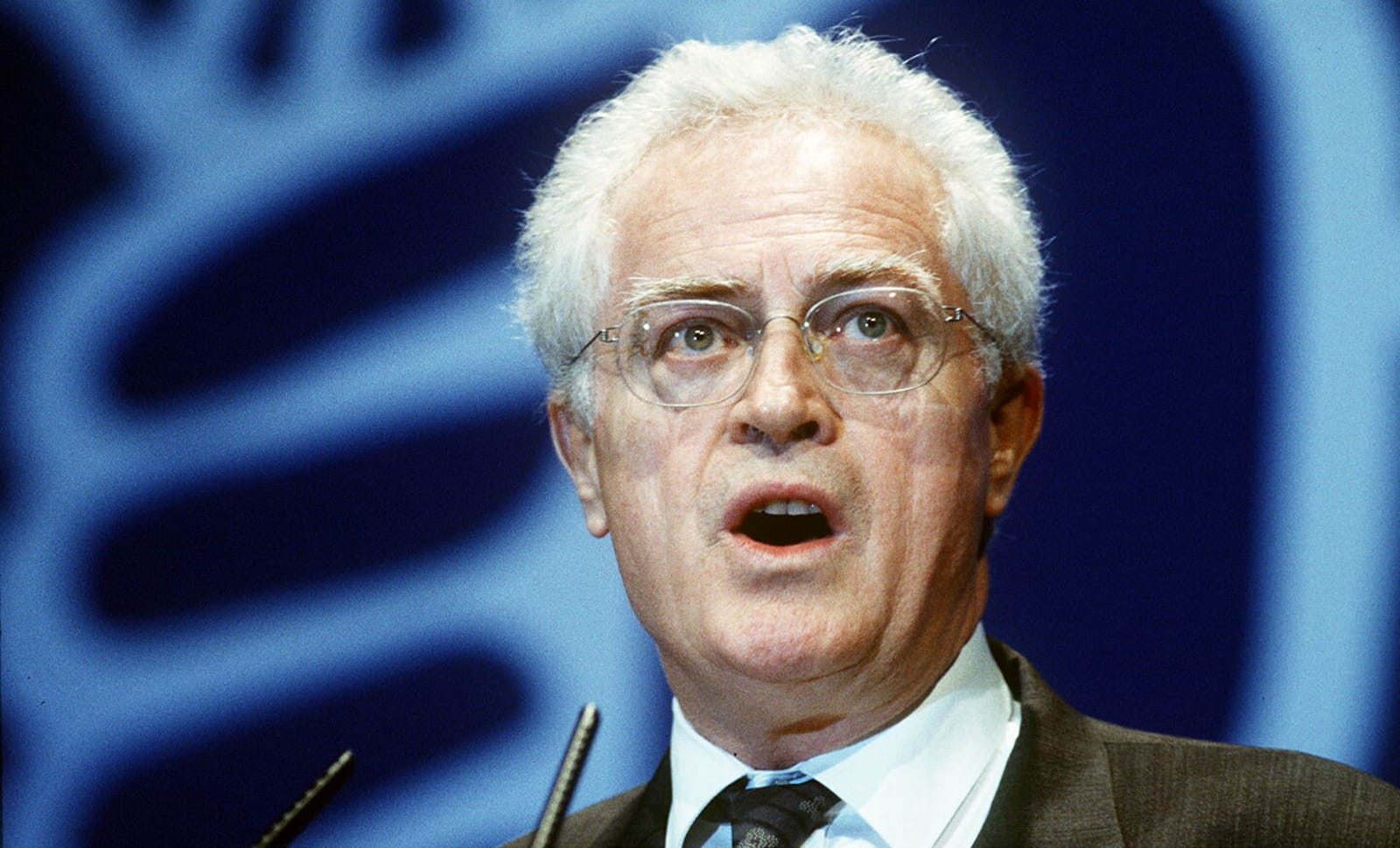 Jospin: après les roses, les épines