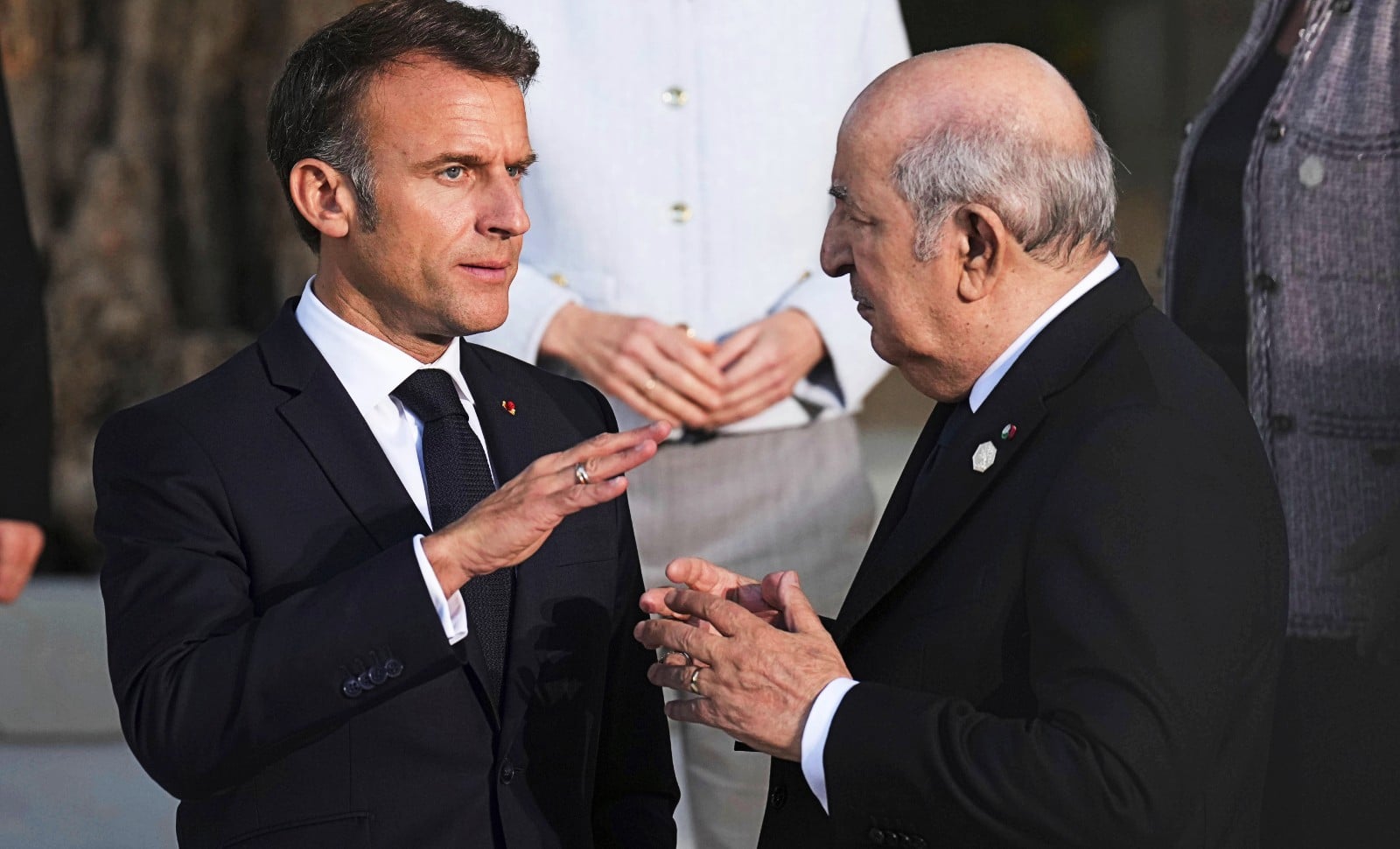 Les mabouls s’adressent aux serviles de l’Algérie