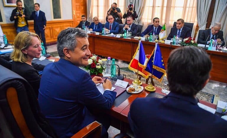 La diplomatie de la joue tendue