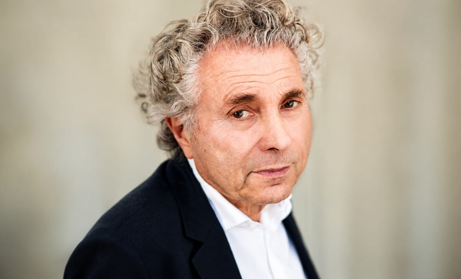 «Il y a d&rsquo;excellentes émissions sur France TV. Mais il faut les regarder avec un décodeur idéologique»