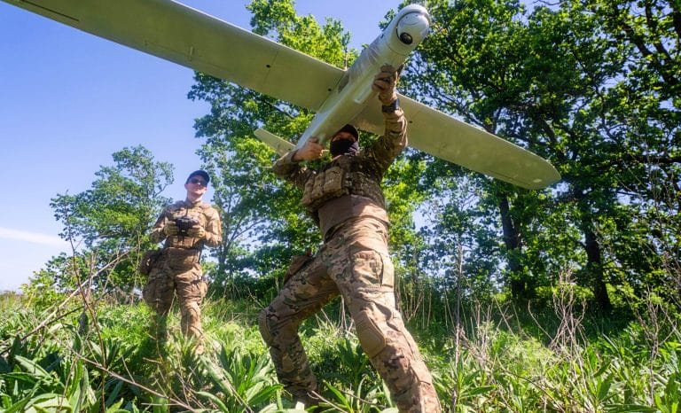 🎙️ Podcast: Iran-USA, des négociations qui progressent toujours mais sans aboutir; Les drones et le nouvel art de la guerre