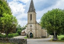Clocher et minaret