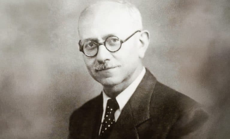Entre ici, Marc Bloch!